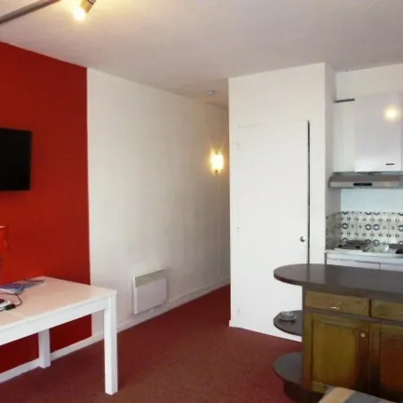 Apartament 6 Pers Au Pied Des Pistes Avec Balcon, Casier A Skis Et Parking Gratuit - Fr-1-602-27 Arette